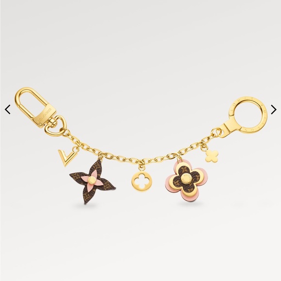 🌸🌸LV Blooming🌸🌸Flowers Chain Bag Charm - Picture 3 of 10